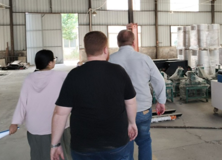 Brazilian Customer Visits Kereide Heavy Machinery Factory, Signs Tracked Skid Steer Loader Purchase Agreement